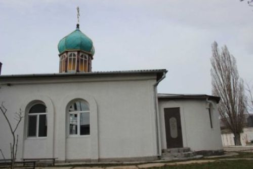 Крим: вчинено напад на храм Київського Патріархату ( ВІДЕО) Крим: вчинено напад на храм Київського Патріархату ( ВІДЕО)